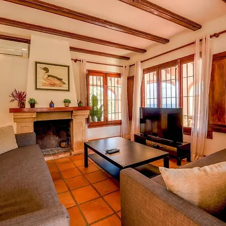 Casa vacanze Breathtaking Sea Views, Cala Granadella, Free Parking *